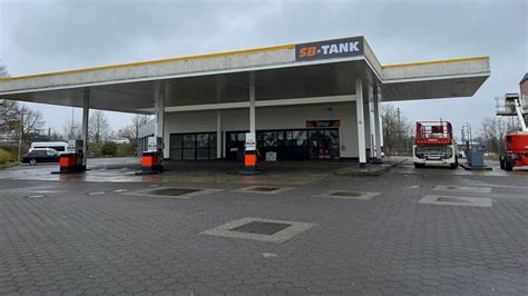 team Tankstelle in Stendal Arneburger Straße.